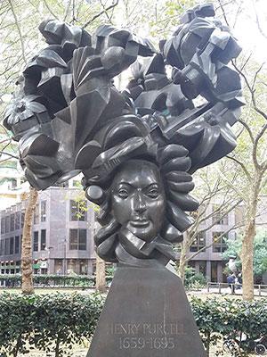 Statue of Henry Purcell, just 3 minutes from the IPO office in London.